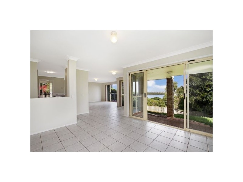 16 Lake Tahoe Drive, Bilambil Heights NSW 2486