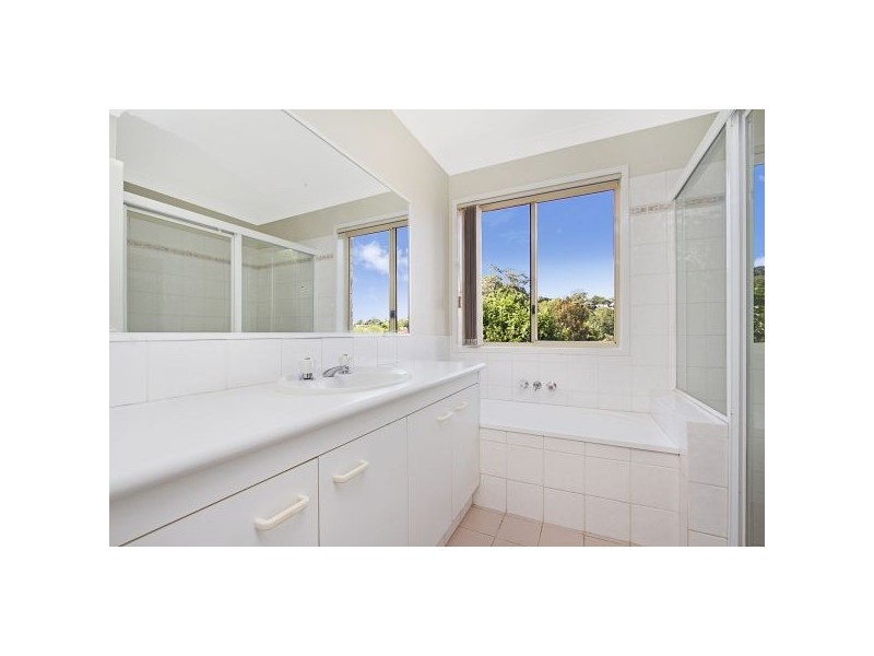 16 Lake Tahoe Drive, Bilambil Heights NSW 2486