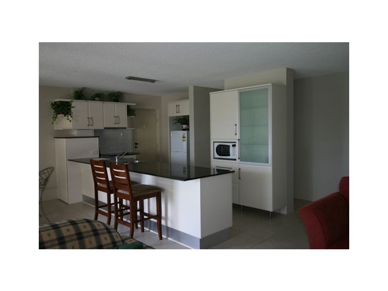 8/22 Hill Street Woobera, Rainbow Bay QLD 4225