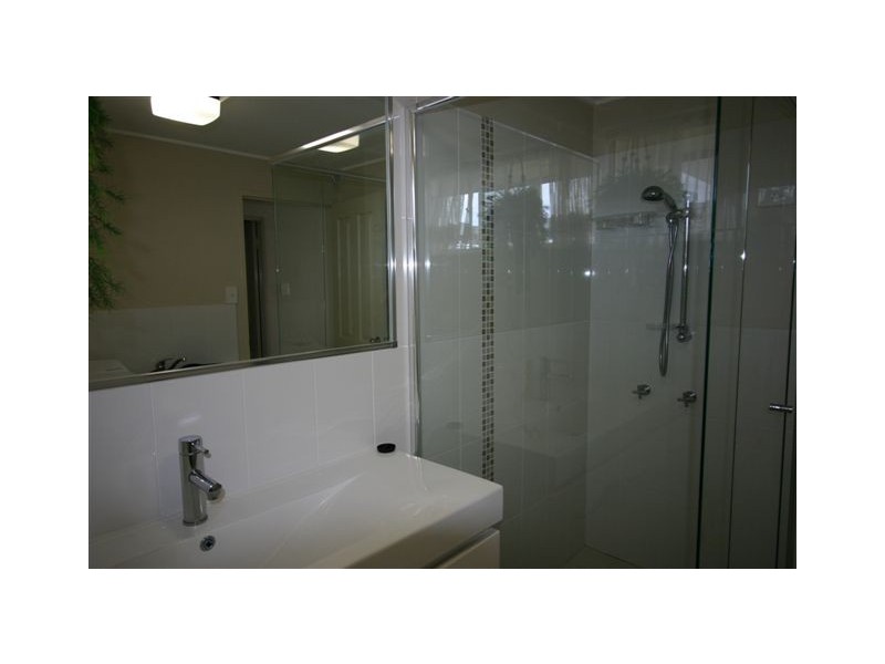 8/22 Hill Street Woobera, Rainbow Bay QLD 4225