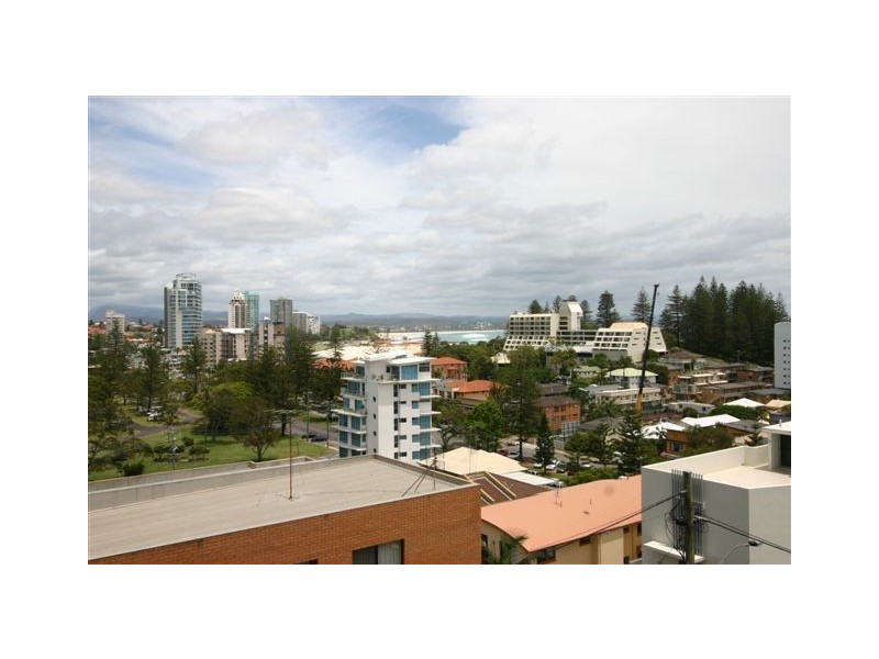 8/22 Hill Street Woobera, Rainbow Bay QLD 4225