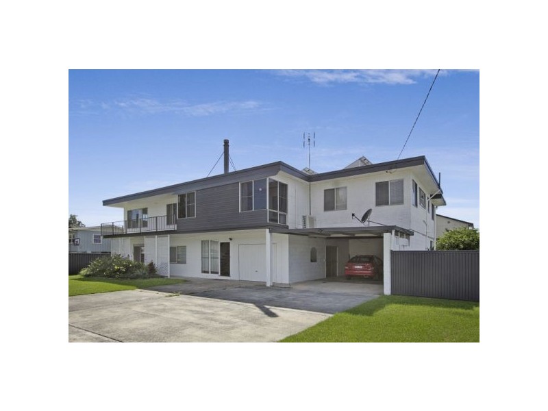 22 Cunningham Street, Tweed Heads South NSW 2486