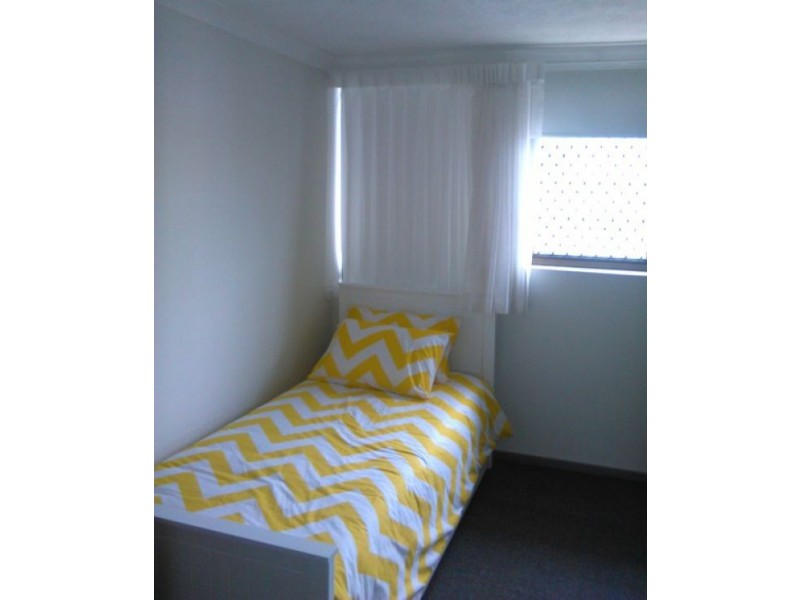 19/82 Marine Parade, Coolangatta QLD 4225