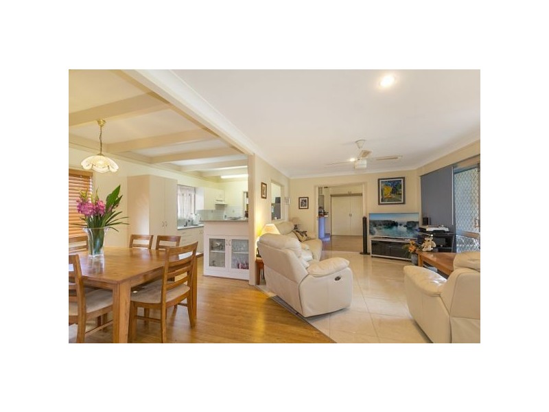 37 Jacaranda Avenue, Tweed Heads West NSW 2485