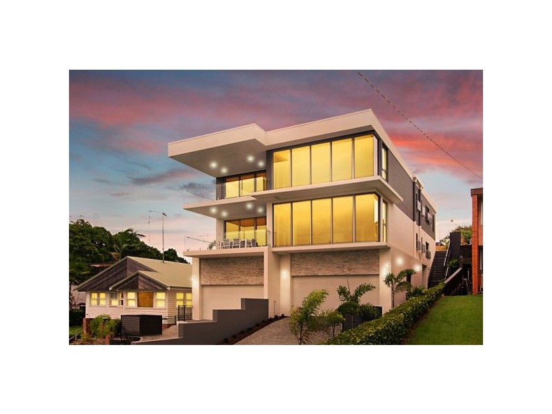 2/67 Garrick Street, Coolangatta QLD 4225