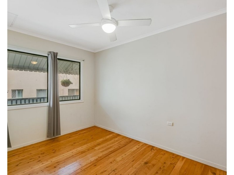 6/24 Eden Avenue, Coolangatta QLD 4225