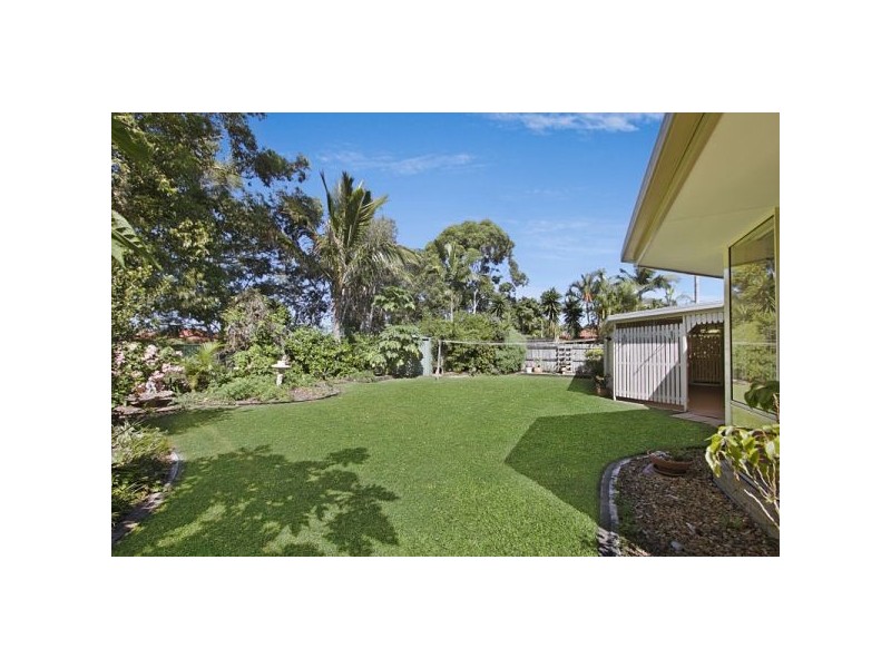 32 Riversdale Boulevard, Banora Point NSW 2486