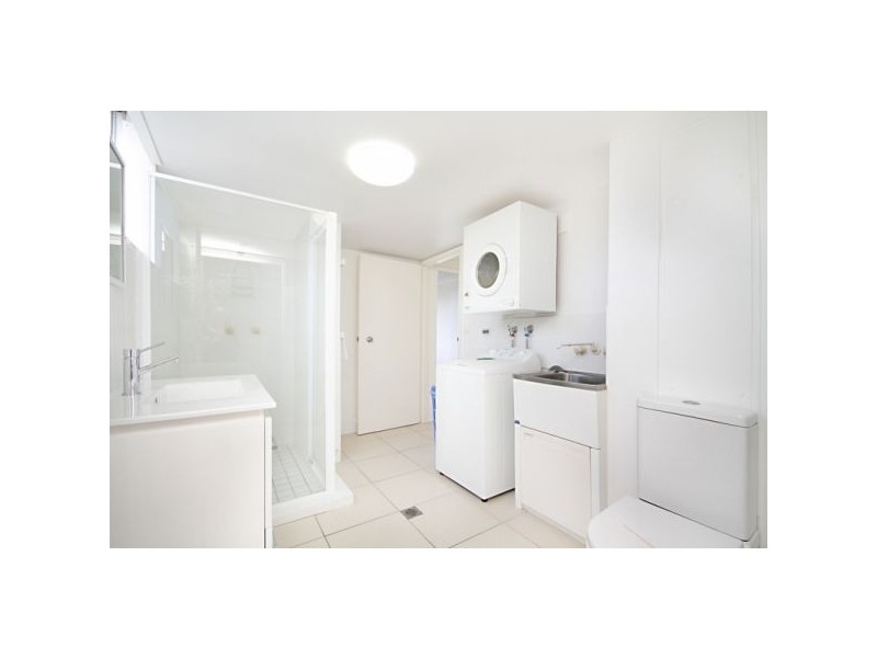 15/3-5 Ward Street, Rainbow Bay QLD 4225