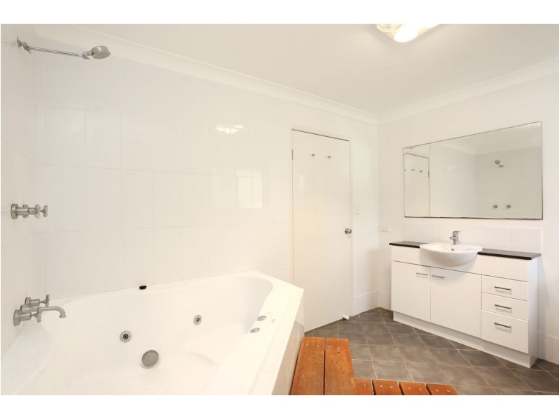 135 Carramar Drive, Tweed Heads West NSW 2485