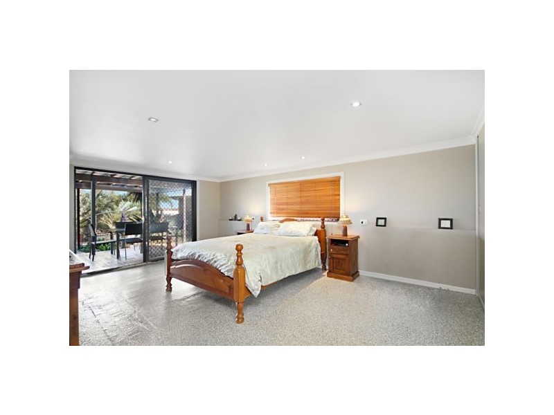 5 Seaview Road, Banora Point NSW 2486