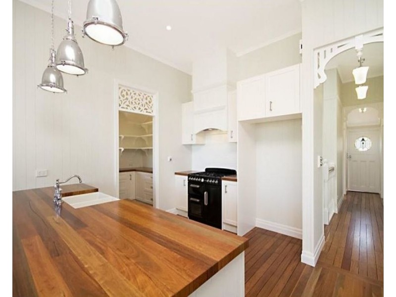 32 Tweed Street, Coolangatta QLD 4225