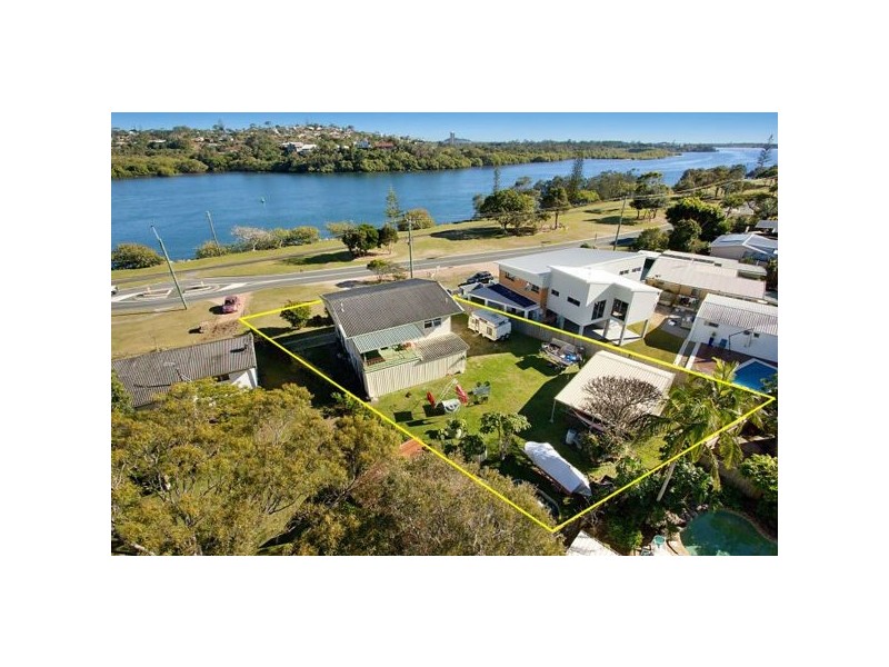 22 Fingal Road, Fingal Head NSW 2487