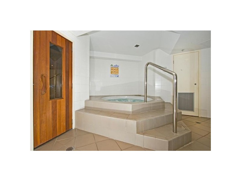 1006/3 Mclean St, Coolangatta QLD 4225