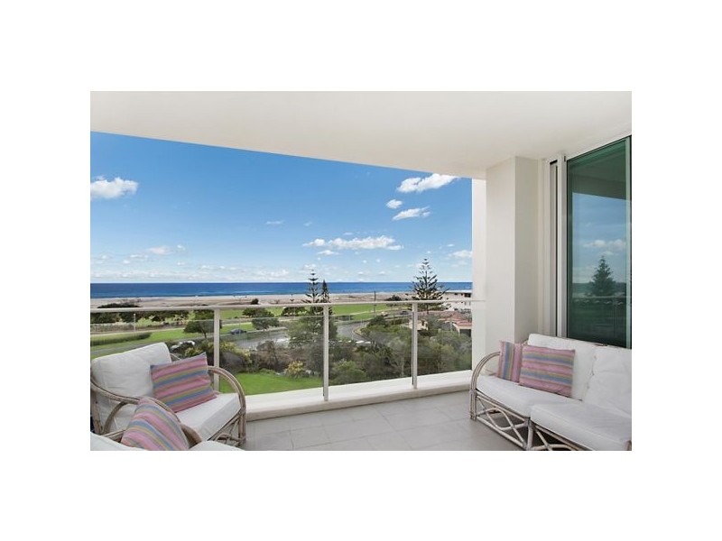 308/2 Creek Street, Kirra QLD 4225