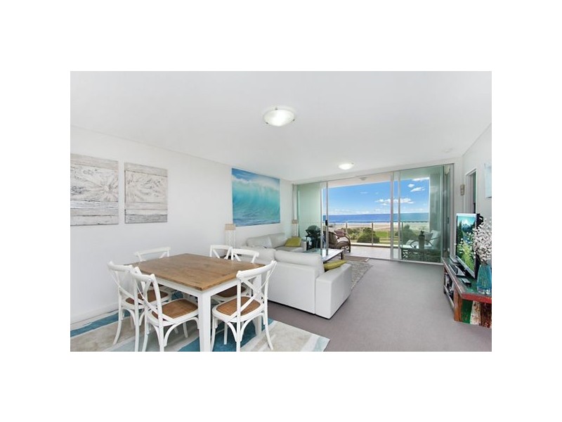 308/2 Creek Street, Kirra QLD 4225
