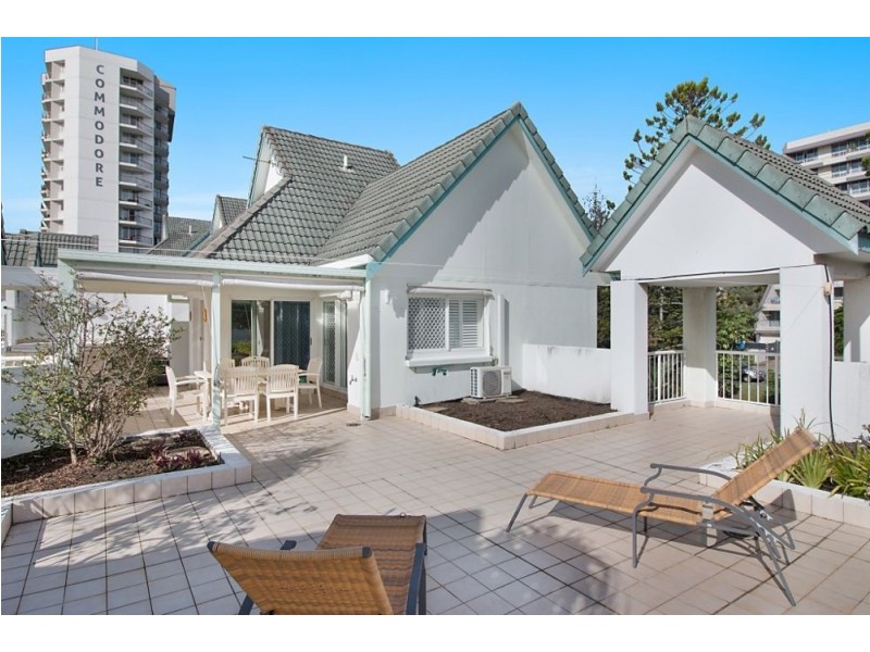 28/243 Boundary Street, Coolangatta QLD 4225