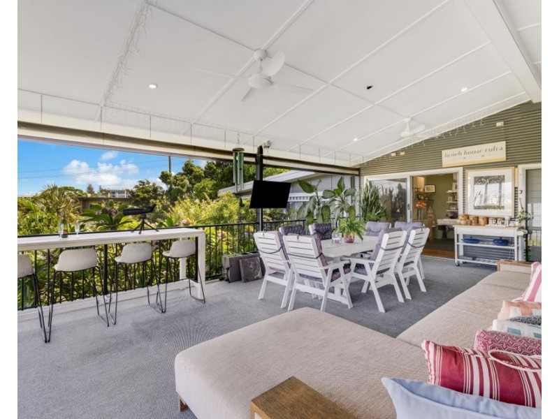 14 Tweed Street, Coolangatta QLD 4225