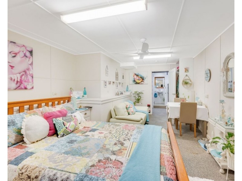 14 Tweed Street, Coolangatta QLD 4225