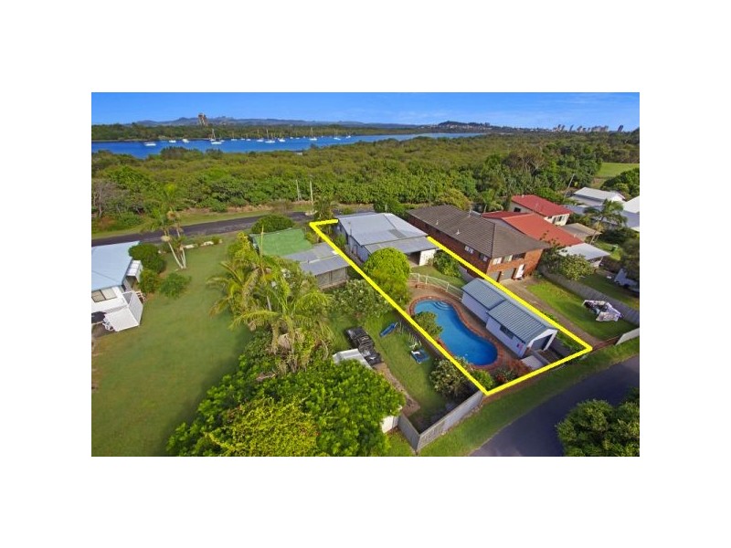 20 Main Road, Fingal Head NSW 2487