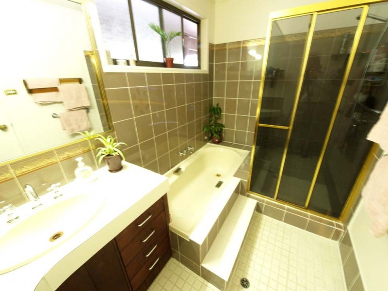 75 Peninsula Drive, Bilambil Heights NSW 2486