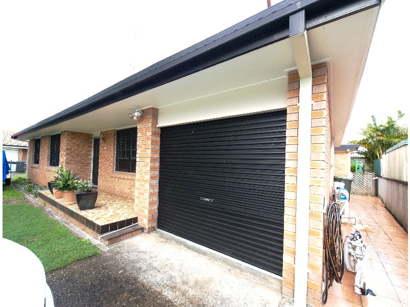 14 Riviera Ave, Tweed Heads West NSW 2485