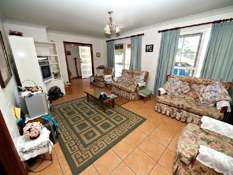 2 Panorama Dr, Tweed Heads West NSW 2485