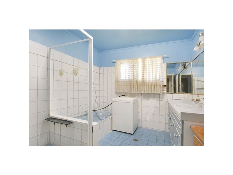 21 Dutton Street, Coolangatta QLD 4225