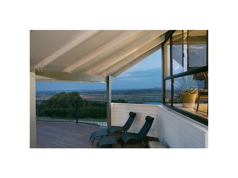 11 Rayles Lane, Terranora NSW 2486