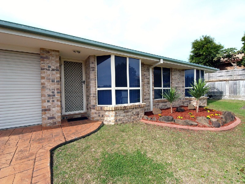 2/10 Rosslea, Banora Point NSW 2486