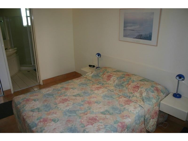 Rainbow Bay QLD 4225