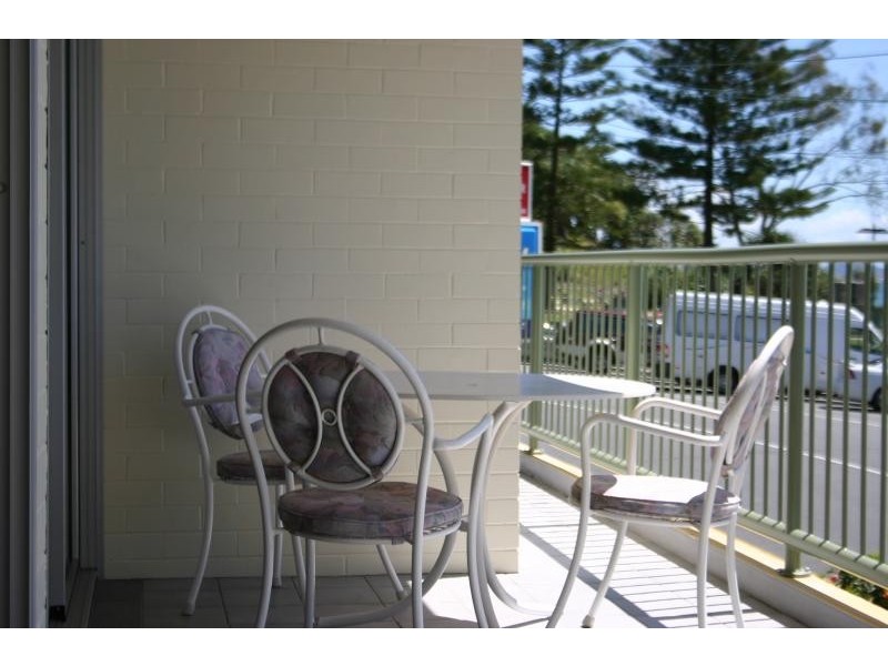 Rainbow Bay QLD 4225