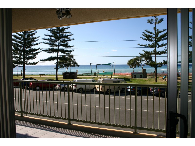 Rainbow Bay QLD 4225