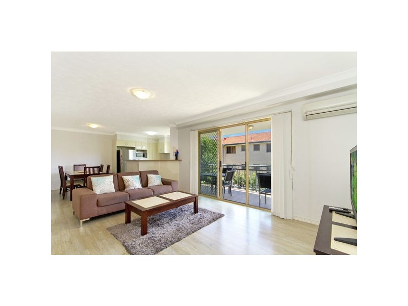 7/40 Dutton Street, Coolangatta QLD 4225