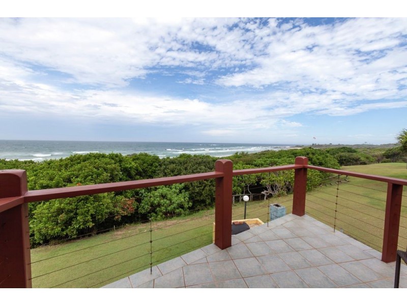 6/18 “White Waves” Coast Road, Hastings Point NSW 2489