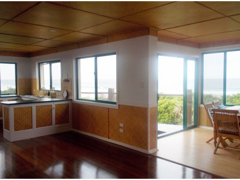 6/18 “White Waves” Coast Road, Hastings Point NSW 2489