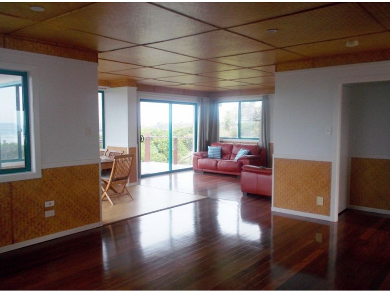 6/18 “White Waves” Coast Road, Hastings Point NSW 2489