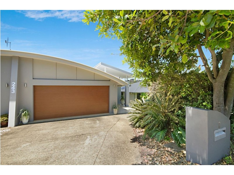 2/243 Darlington Drive, Banora Point NSW 2486