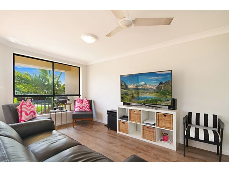 10/56 Coolangatta Road, Coolangatta QLD 4225
