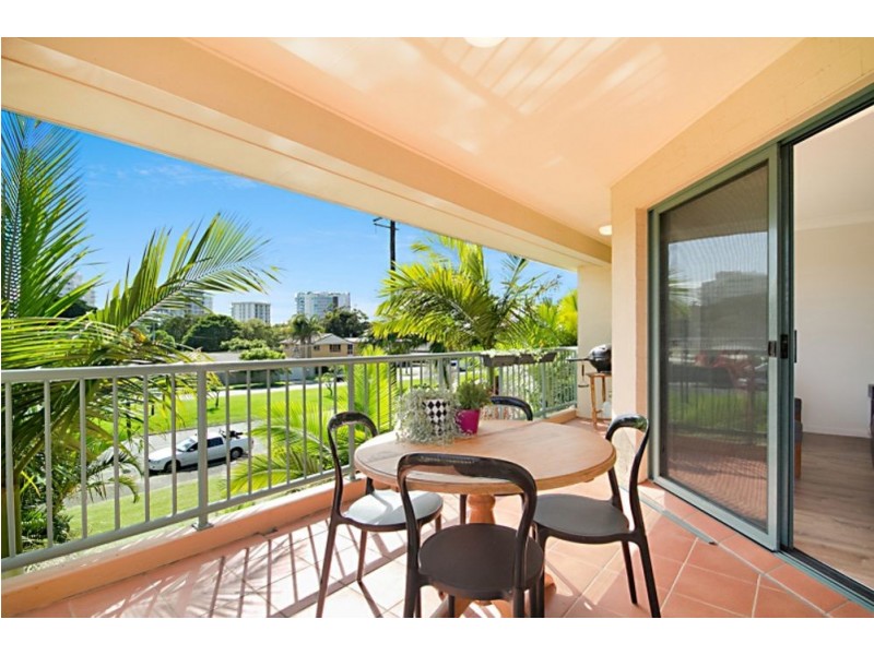 10/56 Coolangatta Road, Coolangatta QLD 4225