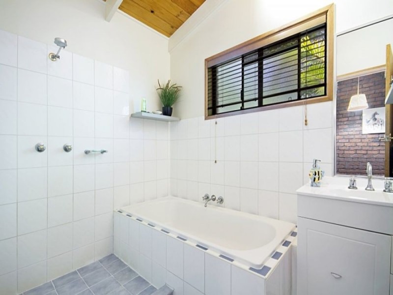 36 Inlet Drive, Tweed Heads West NSW 2485