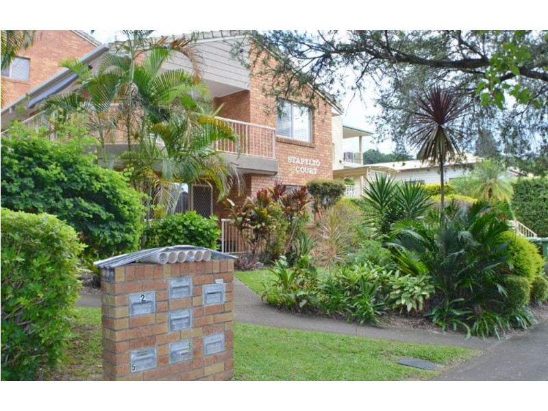 2/74 Stapylton Street, Coolangatta QLD 4225