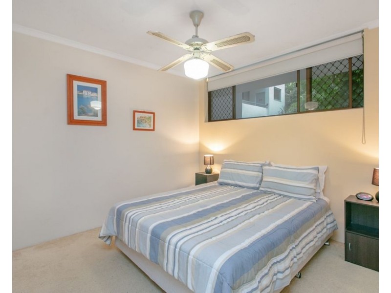 9/22 Marine Parade, Kirra QLD 4225