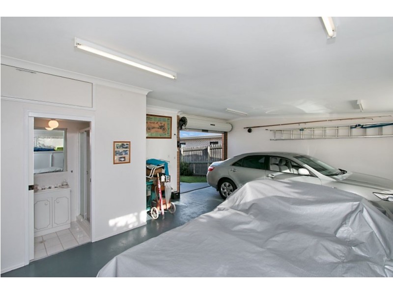 17a Singh Street, Tugun QLD 4224