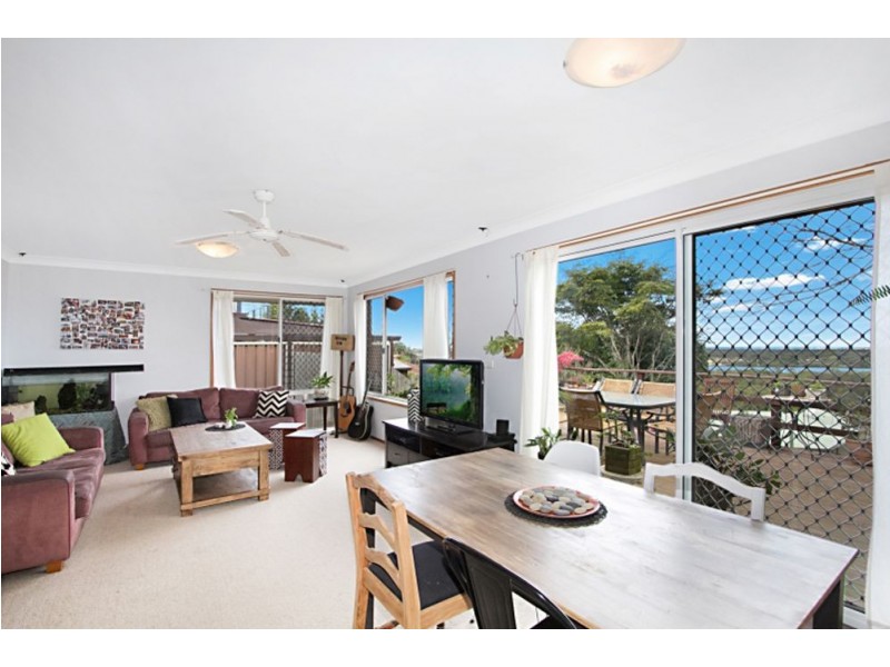 54 Oyster Point Road, Banora Point NSW 2486