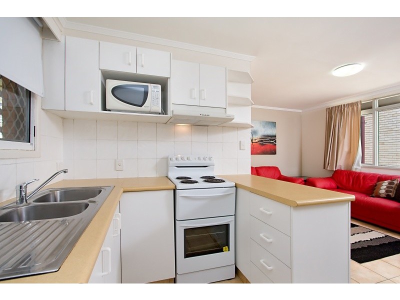 5/202 Marine Pde, Coolangatta QLD 4225