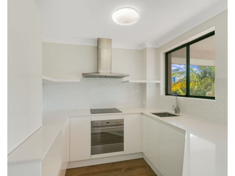 10/56 Coolangatta Road, Kirra QLD 4225