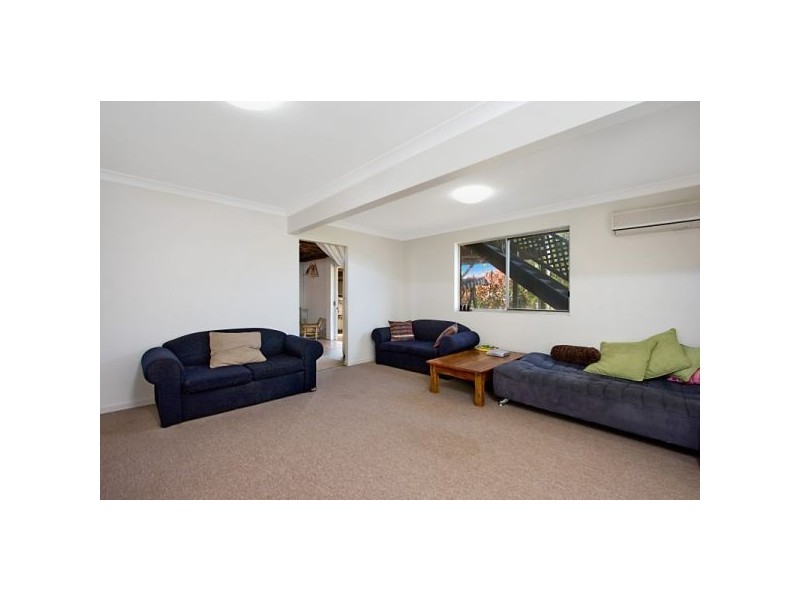 4 Myeerimba Pde, Tweed Heads West NSW 2485