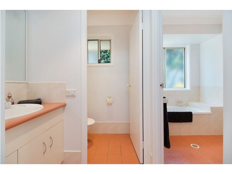 15 Tyrone Terrace, Banora Point NSW 2486