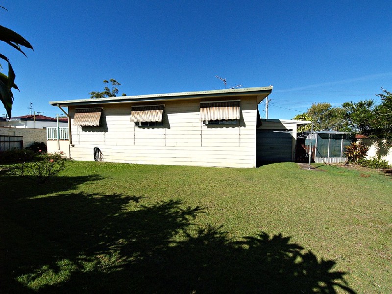 21 Riviera Ave, Tweed Heads West NSW 2485