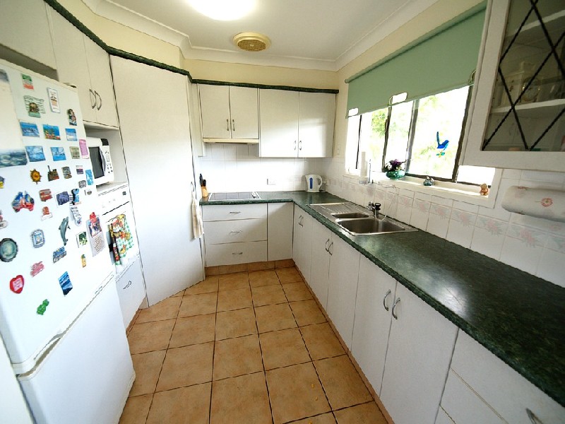 2/4 Tupia Ave, Tweed Heads NSW 2485